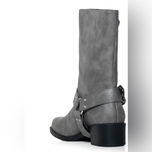 AZALEA WANG MON CHERIE GRAY BOOTIE. New in box. - Picture 2 of 6